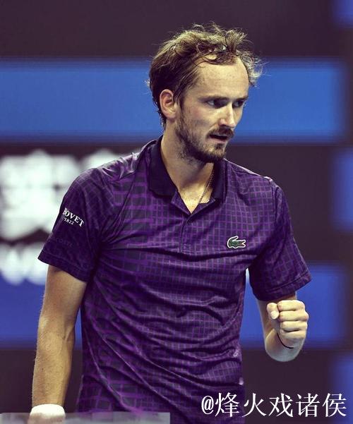 梅德韦杰夫决胜盘退赛 勒纳-钱生涯首进巡回赛决赛 梅德韦杰夫决胜盘退赛 勒纳-钱生涯首进巡回赛决赛